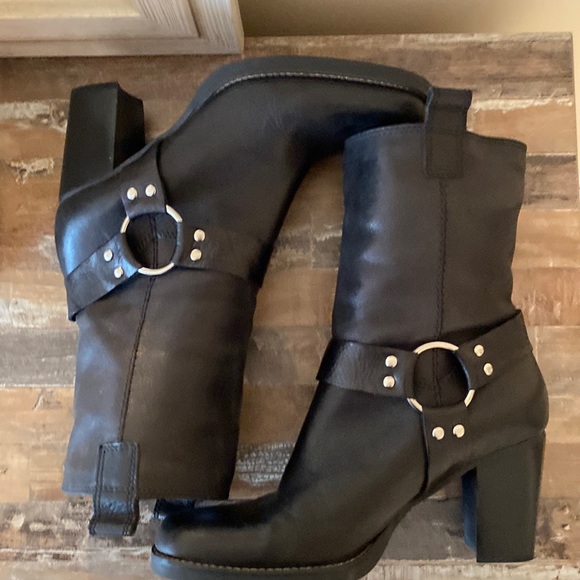 MIA Shoes - EUC SEXY 🔥 MIA Black Leather Biker Motorcycle Western Harness  Boots - 9M